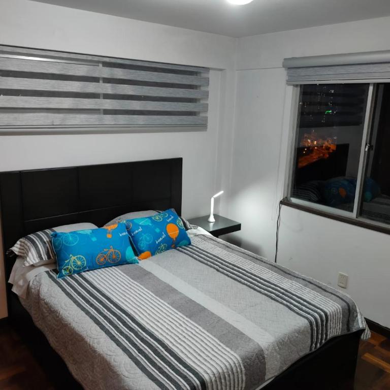 Apartamento Céntrico, Privado, Iluminado, Soleado, Cerca EMBAJADAS Av Arce - Apartamento de 3 dormitorios - 7