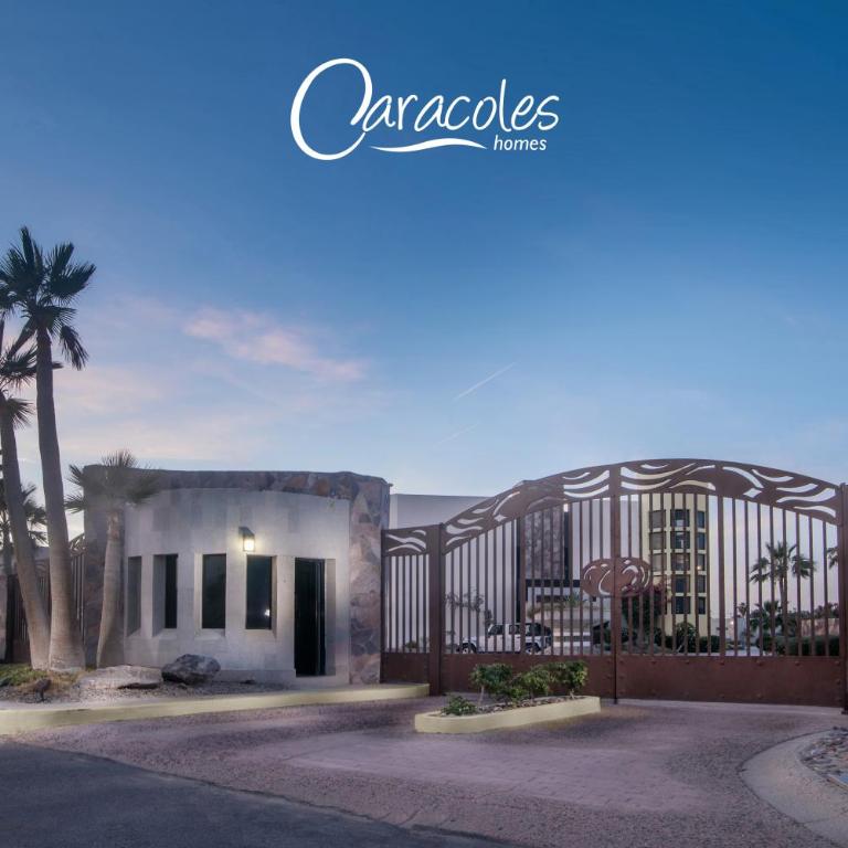 Caracoles Homes - Two-Bedroom Villa - 31