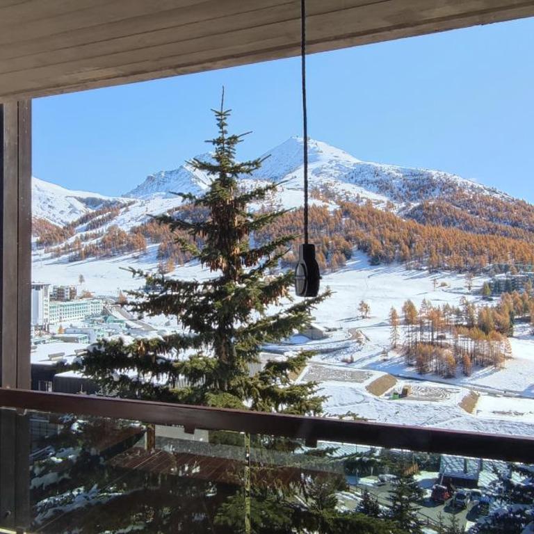 APPARTAMENTO in Residence vista piste - Monolocale con Balcone - 2