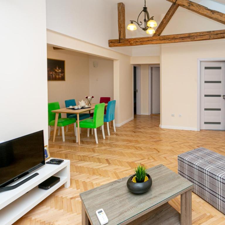 Grand Suite Centre - Apartman sa 3 Spavaće Sobe - 1