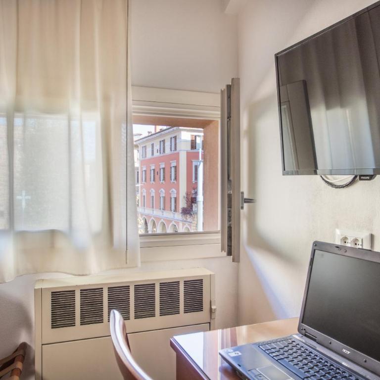 Hotel Blumen Collection by GSA Hotels - Camera Matrimoniale - 5