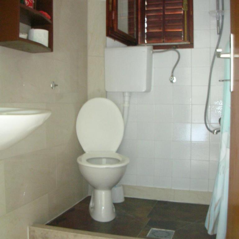 Lero Apartments - Studio with Sea View - 4
