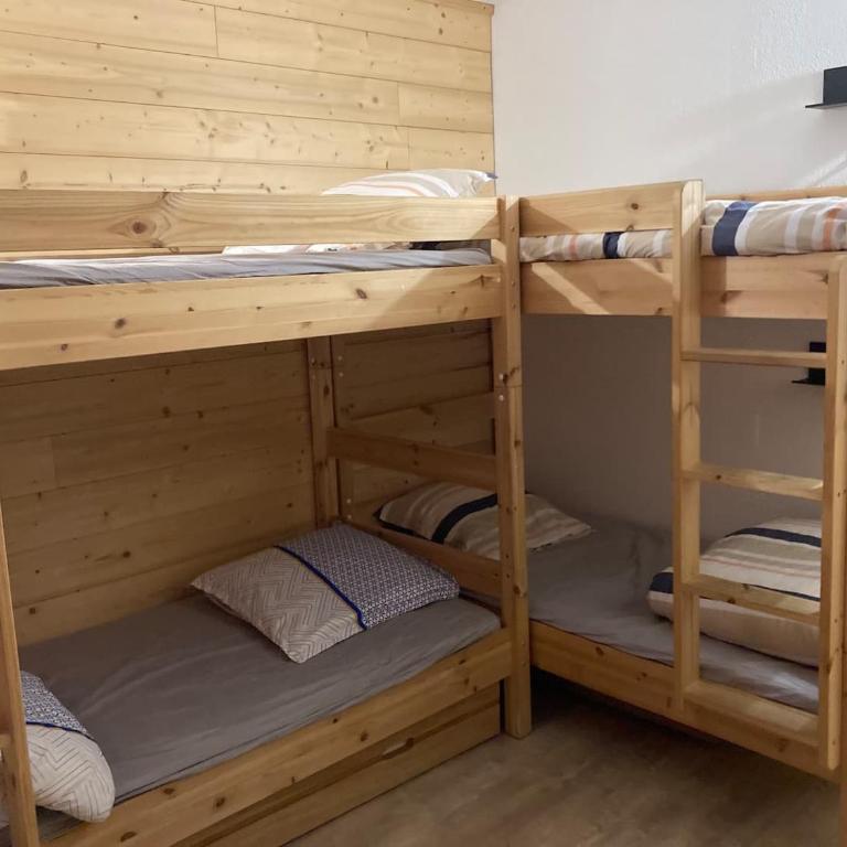 MyHome - Génépis 36 - Super T4 8 pax skis aux pieds - Val Claret - Three-Bedroom Apartment - 10