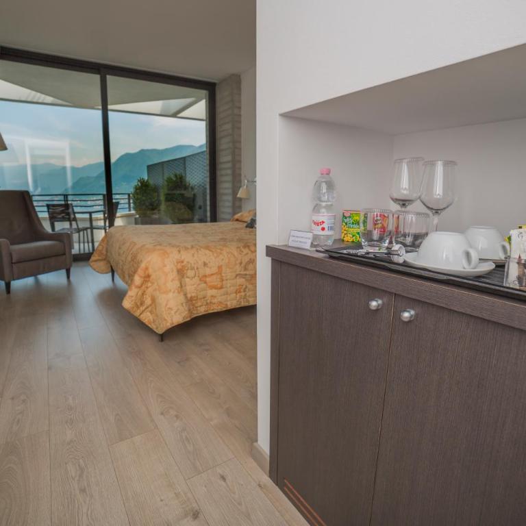 B&B Vista Lago - Deluxe Double Room with Terrace and Lake View - 7