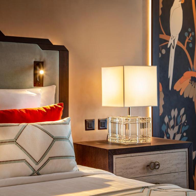 Hotel Bristol - Chambre Deluxe Unique Rénovée de 36 m2 - 2