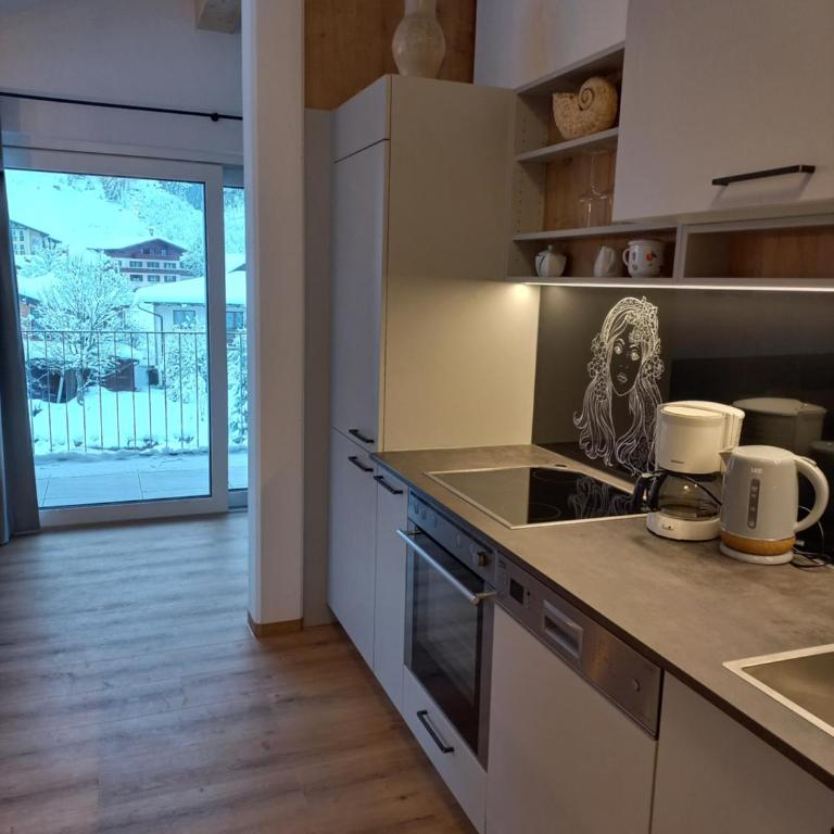 Pension Baldauf - Dorf 31 - Apartment with Balcony "Jungfrau" - 4