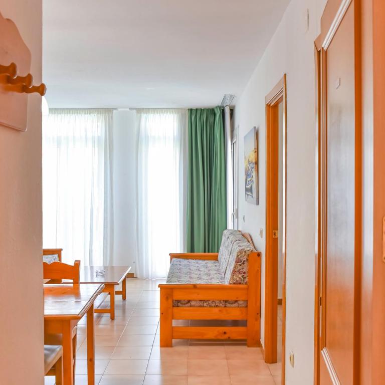 Aptos. Comte D´Empuries - Apartamento de 1 dormitorio (4 adultos) - 30