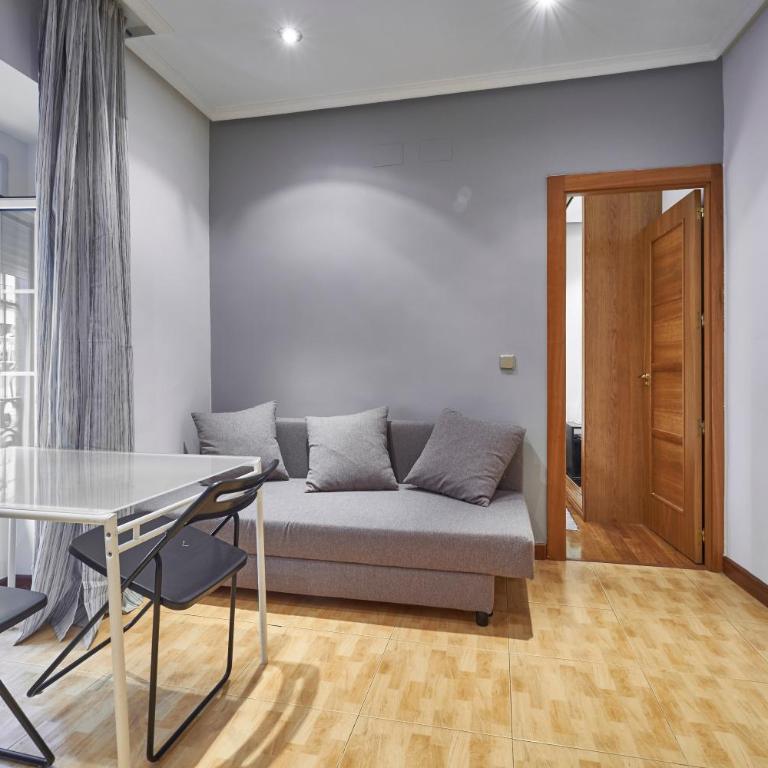 Apartamentos Madrid Atocha - Studio - 9