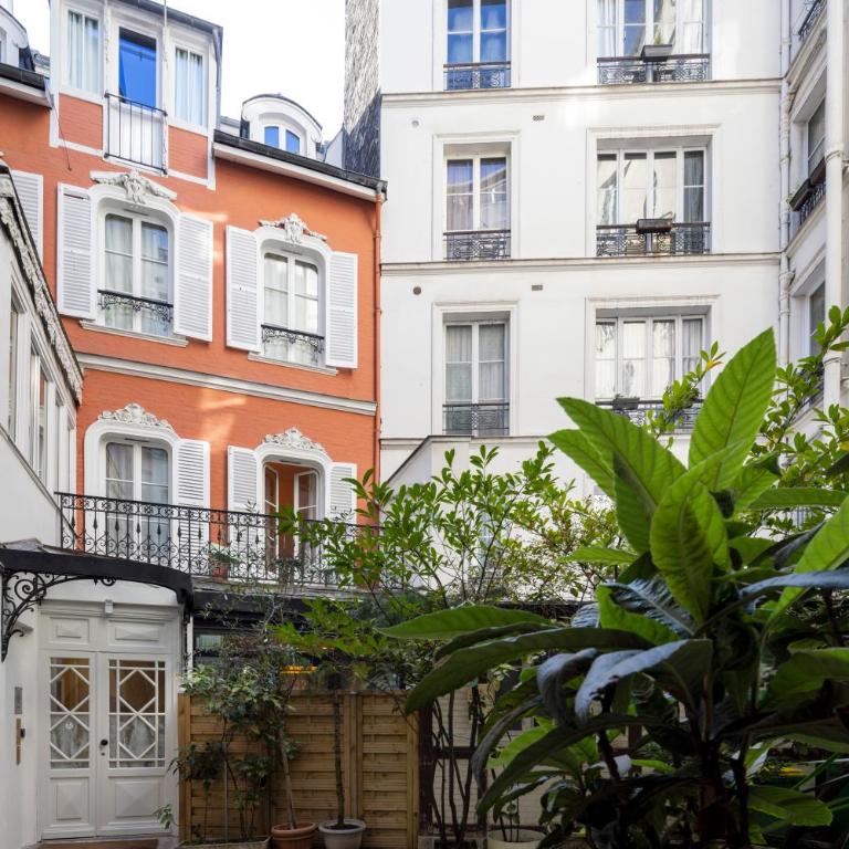 Yuna Blanche - Serviced Apartments - Appartement 2 Chambres avec Terrasse - Rez-de-Chaussée - 85 m² - 1