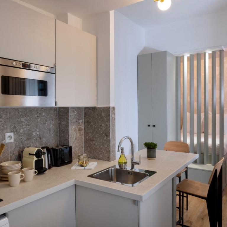 Yuna Blanche - Serviced Apartments - Studio Rez-de-Jardin au Calme sur Cour - 20 m2 - 12