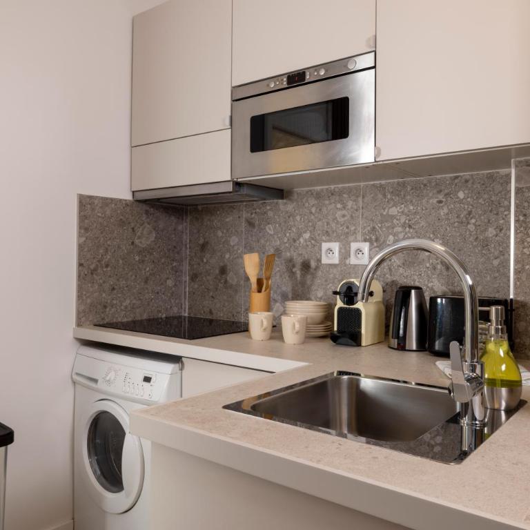 Yuna Blanche - Serviced Apartments - Studio Rez-de-Jardin au Calme sur Cour - 20 m2 - 14