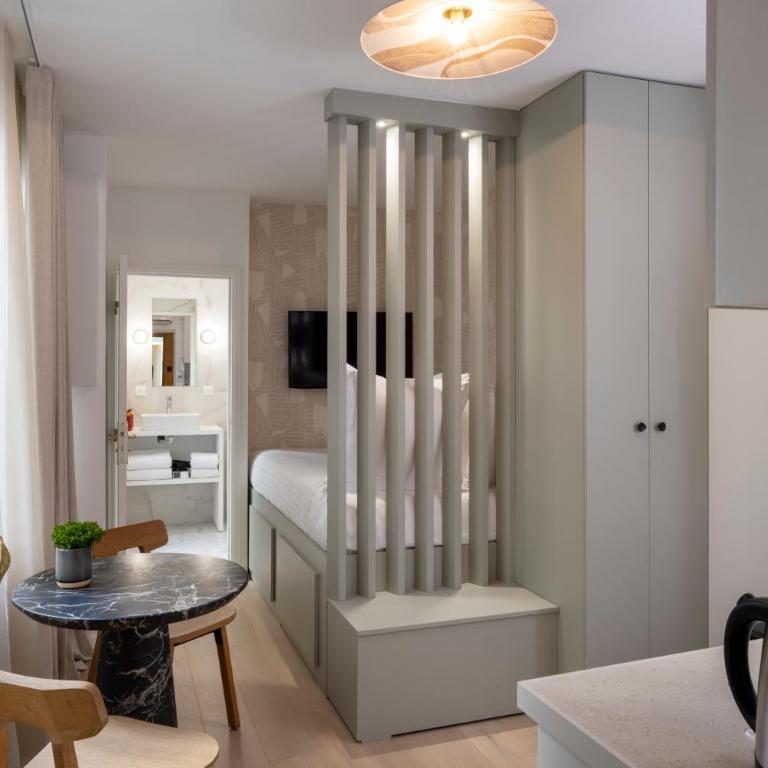 Yuna Blanche - Serviced Apartments - Studio au 1er Étage au Calme sur Cour - 18 m2 - 21
