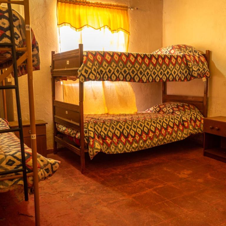 La Casa del Sol Naciente - Cama en habitación compartida femenina de 6 camas - 2