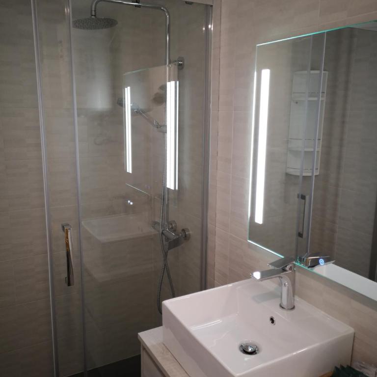 Apartamentos Hawaii - Parking y 50 mt del Arenal - Apartamento de 2 dormitorios - 15