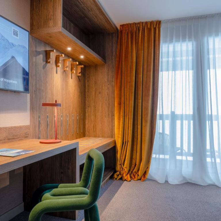 ILY Hotels & Spa La Rosiere - Chambre Double ou Lits Jumeaux Supérieure - Vue sur Montagnes - 3