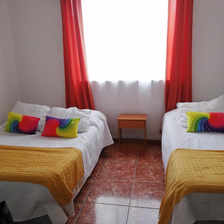 Vicmar 2 - Triple Room with Bathroom - 3
