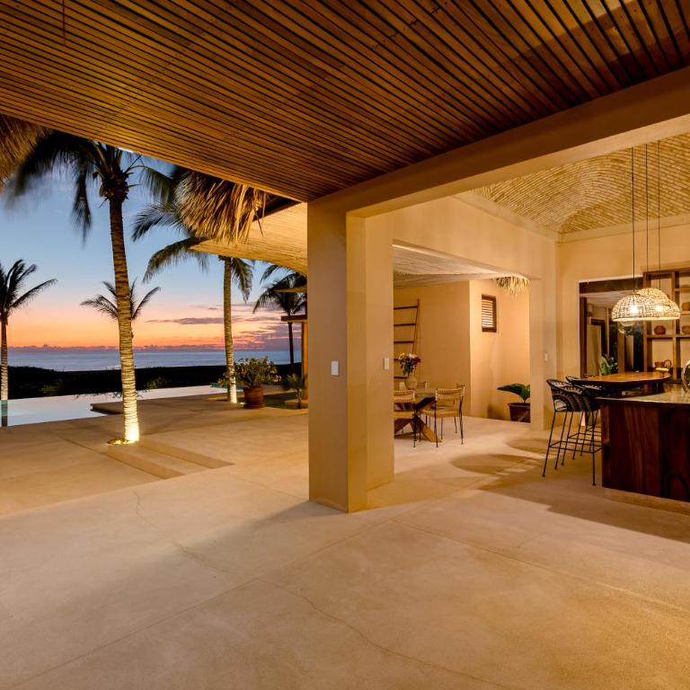 Casa Constantia Beach Front Villa - Villa - 17