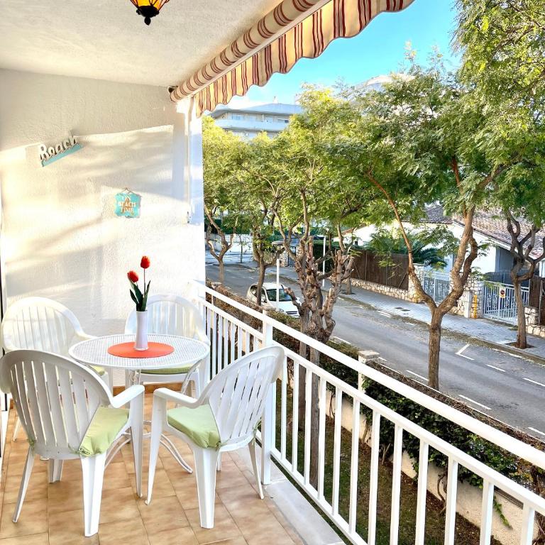 APARTBEACH SAYONARA 125 Climatizado y Piscina - Two-Bedroom Apartment - 7