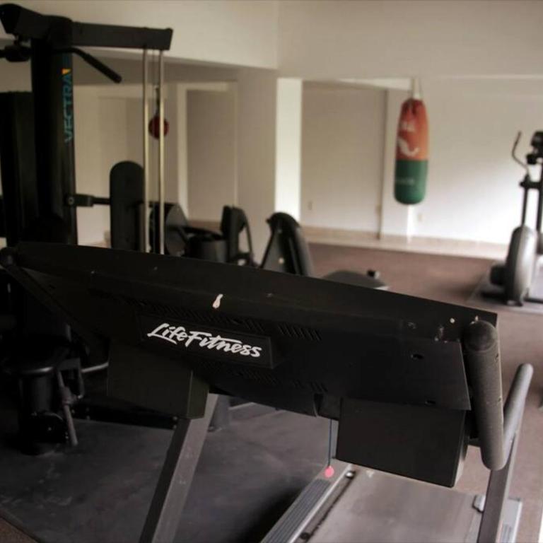 Hermoso depa #3 Bosques de las Lomas. - Three-Bedroom Apartment - 3