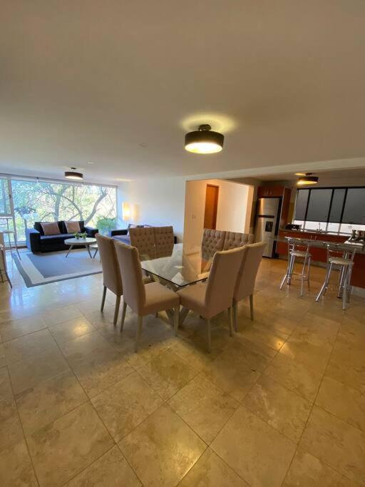 Hermoso depa #3 Bosques de las Lomas. - Three-Bedroom Apartment - 5
