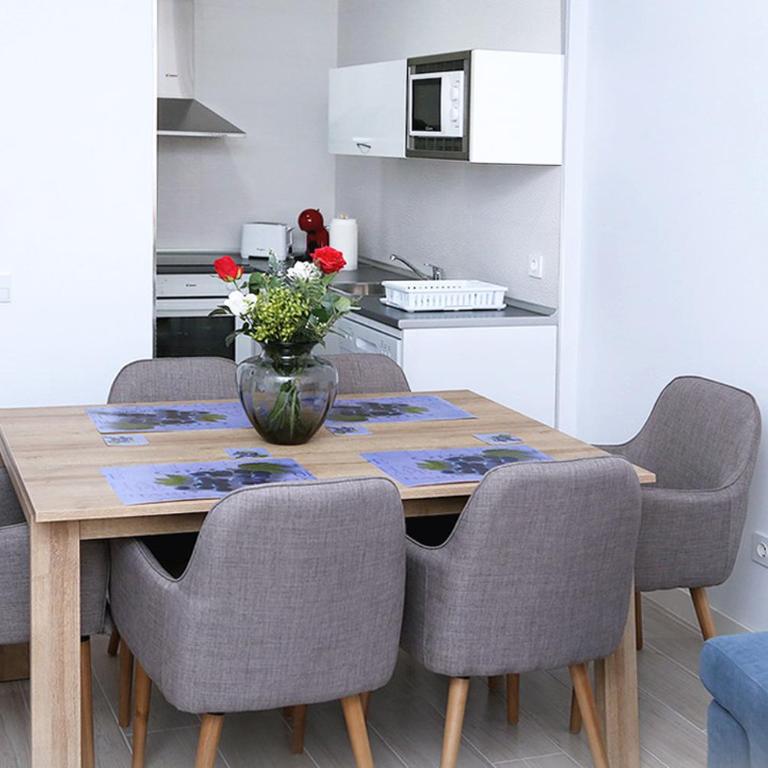 Piso Plaza Mercado 2,3 - Apartamento de 2 dormitorios - 8