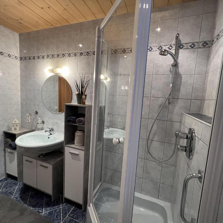 Appartement Windaublick - Apartment mit 2 Schlafzimmern und Dusche - 11