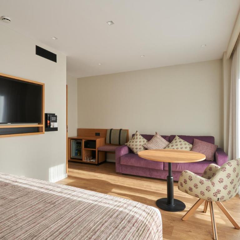 Catalonia Diagonal Centro - Executive Double Room - 1