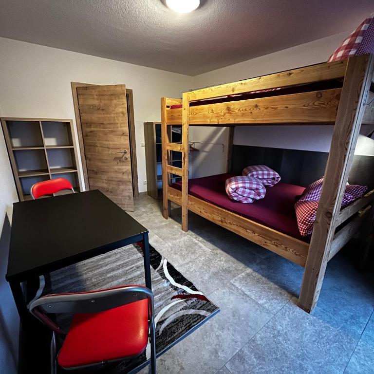 Fanky Guided Sport & Outdoor Experience - Hostel & Appartementhaus - Rafting&Canyoning - Apartment mit Blick auf die Berge - 16