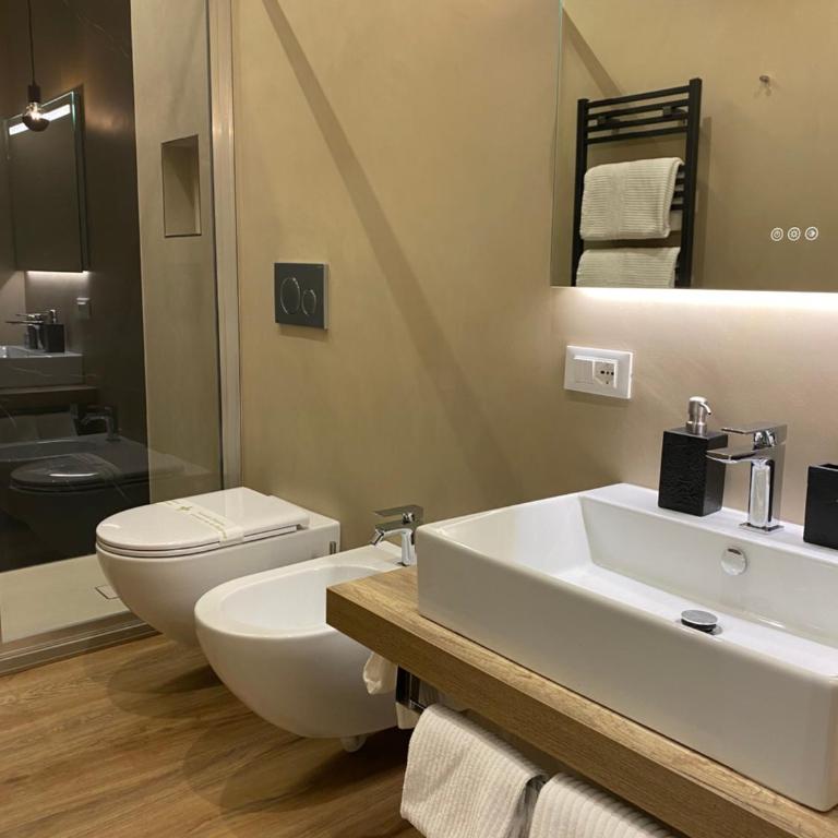Casa Leoncino B&B - Deluxe Double Room - 9