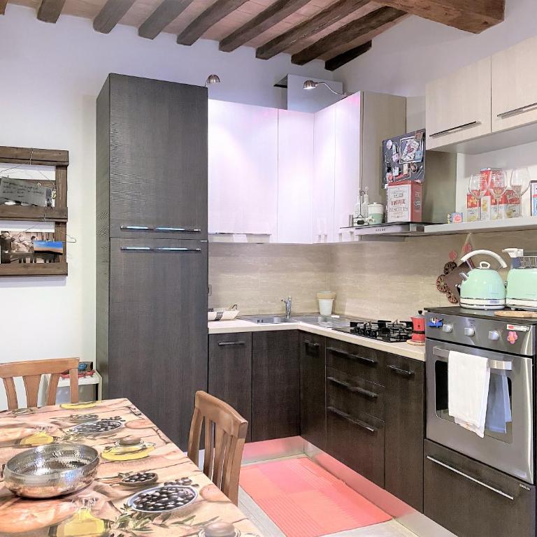 IL MONDO DI CLAIRE - Cozy and Charm - Appartamento con 2 Camere da Letto - 3
