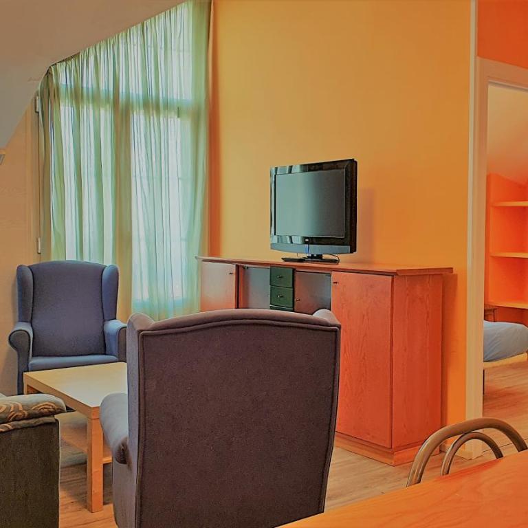 TODOSIERRANEVADA ZONA BAJA - APARTAMENTOS DE 4 DORMITORIOS - Junto a los Telecabinas - Apartamento Superior - 18