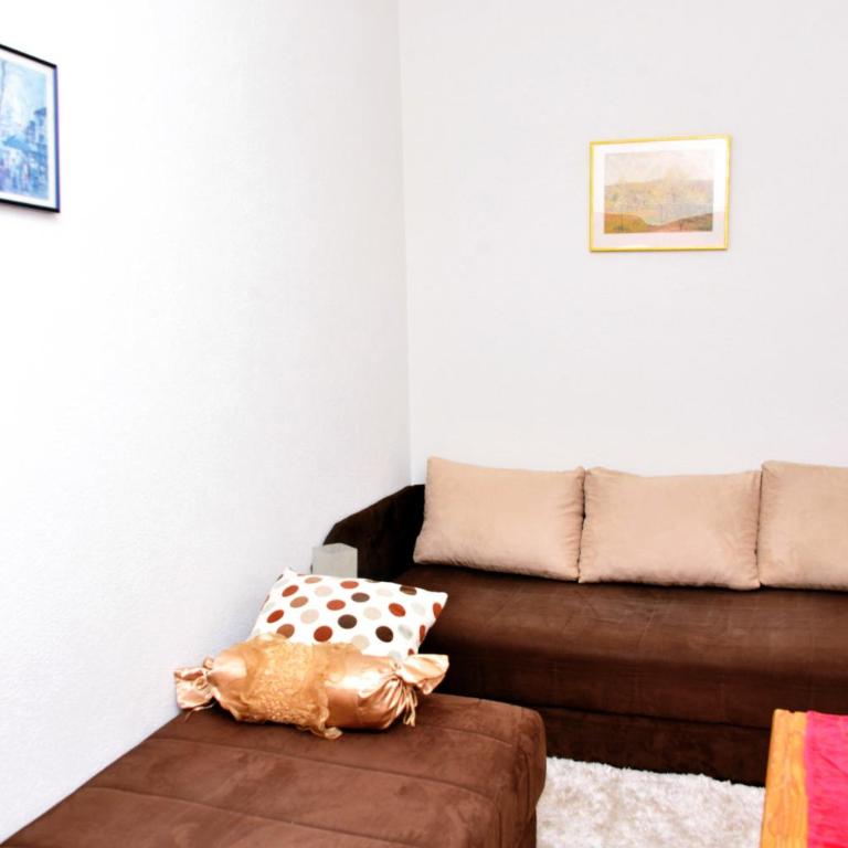 Apartman centar blizina Kastela i Splava - Two-Bedroom Apartment - 14