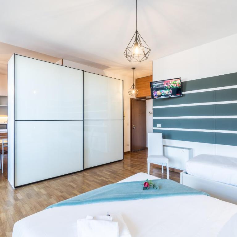 4 Star Family & Friends Apt - Self Check-in - Appartamento con Balcone - 5