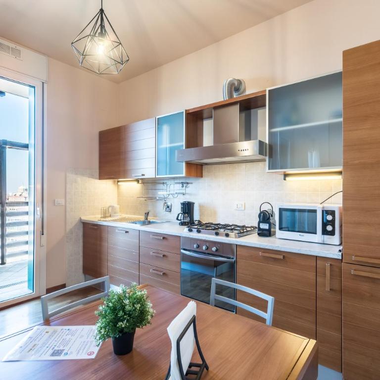 4 Star Family & Friends Apt - Self Check-in - Appartamento con Balcone - 11