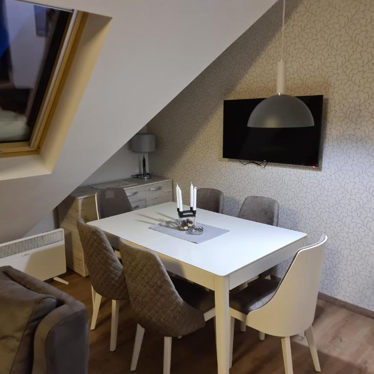 Gabi Apartments Kopaonik - Kraljevi cardaci - Apartment - Split Level - 5