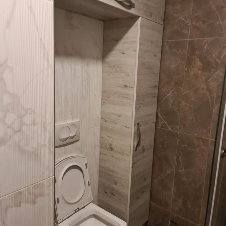 Gabi Apartments Kopaonik - Kraljevi cardaci - Apartment - Split Level - 11