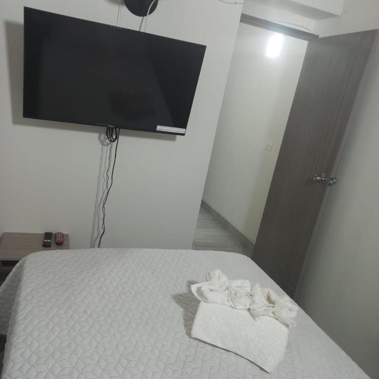 Aparta estudio amoblado 4 Medellín, San Joaquín - Apartamento de 1 dormitorio - 26