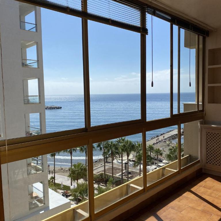Precioso apartamento en primera línea de playa - Apartamento con vistas al mar - 2