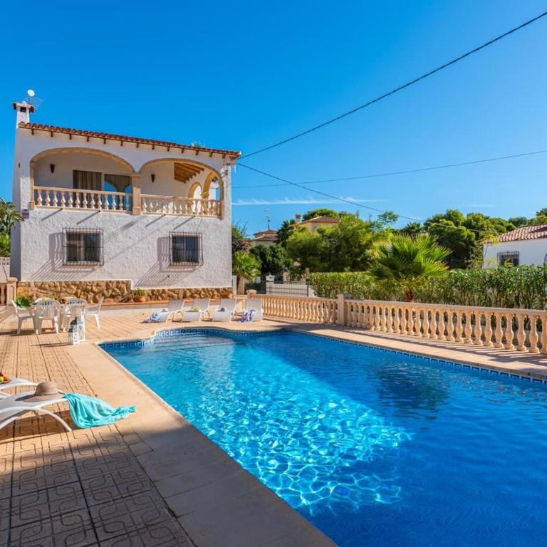 Villa Watsi - PlusHolidays - Villa con piscina privada - 47