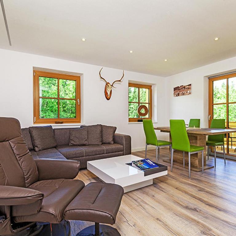 Ferienwohnungen van Hees - Apartment mit Balkon - 6