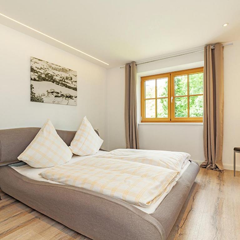 Ferienwohnungen van Hees - Apartment mit Balkon - 8