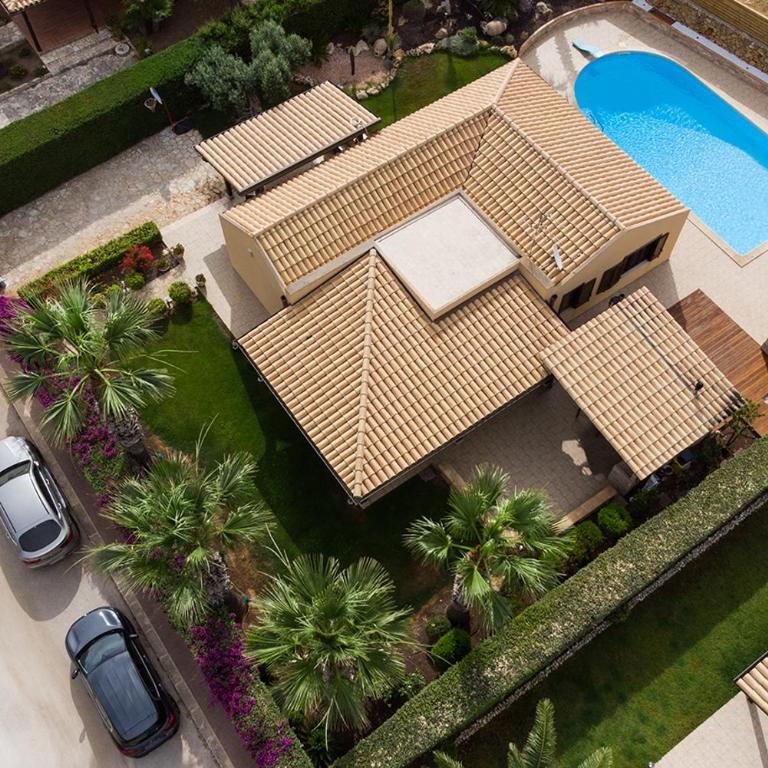 VILLA ANNA MARIA - Villa con Piscina Privata - 2