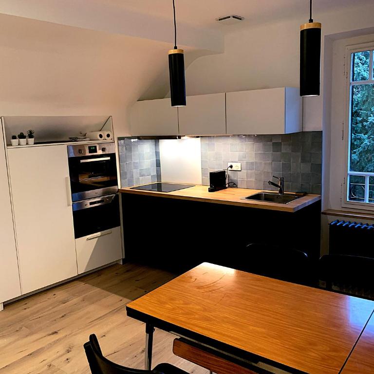 Elégant 3 pièces - Parking - Appartement 2 Chambres - 6