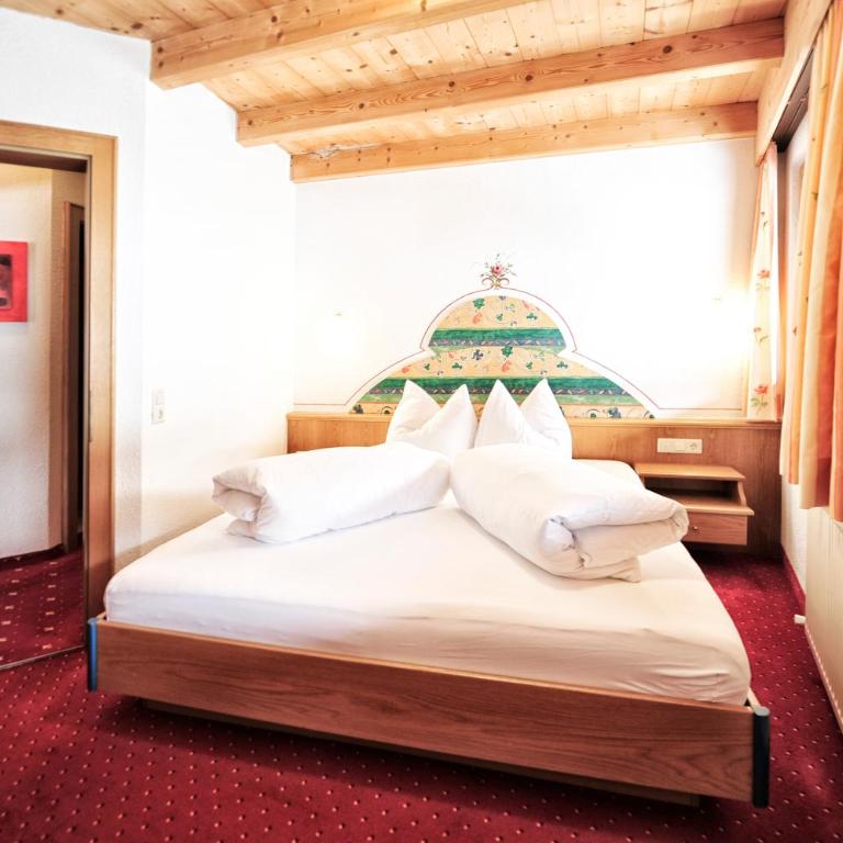 Summit Residence - Two-Bedroom Apartment - 2