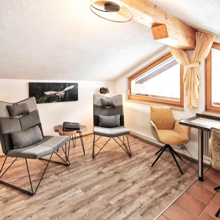 Summit Residence - One-Bedroom Apartment - 3