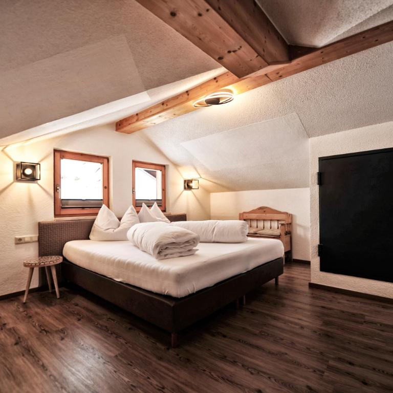 Summit Residence - One-Bedroom Apartment - 4