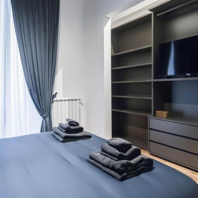 Cavour 82 - Appartamento con 2 Camere da Letto - 24