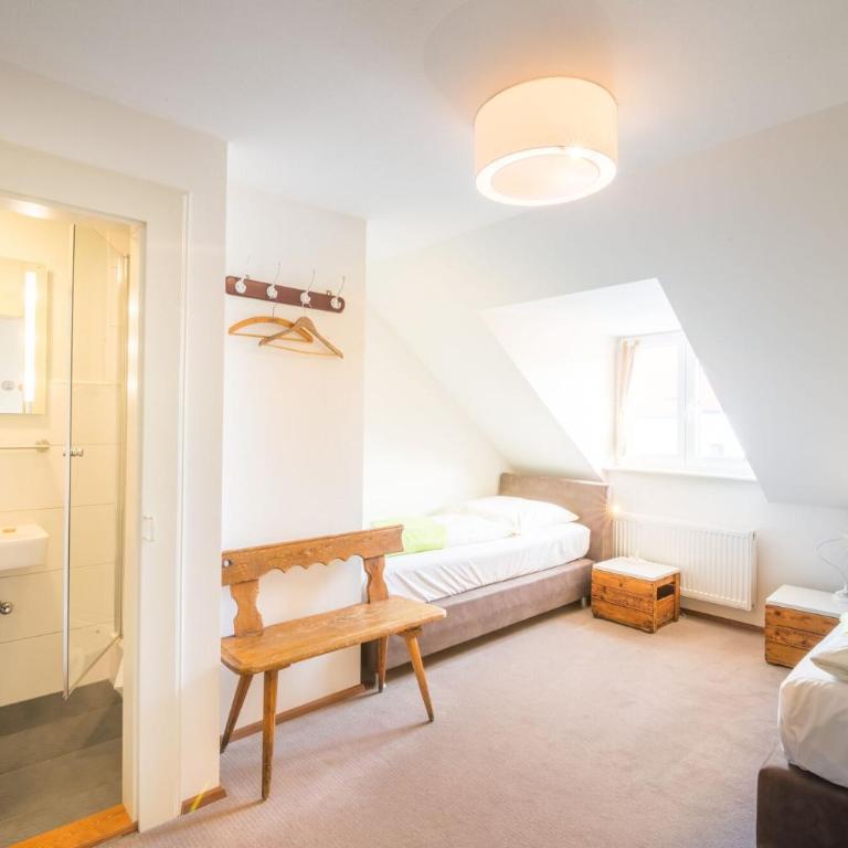 Allgäuer Genusshotel und Historischer Dorfgasthof Hirsch - Zweibettzimmer – Historisches Gebäude - 2