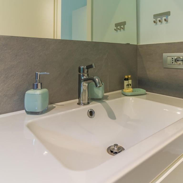 RIVIERA APARTMENT Comodo, centrale, Aria condizionata - Appartamento con 1 Camera da Letto - 23