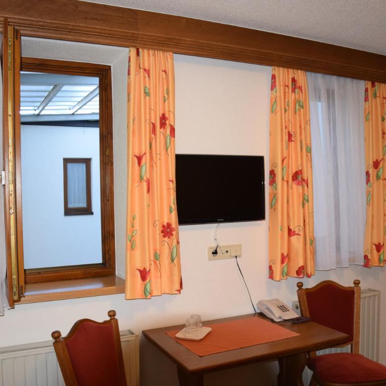 Hotel Garni Belvedere - Budget Doppelzimmer - 3